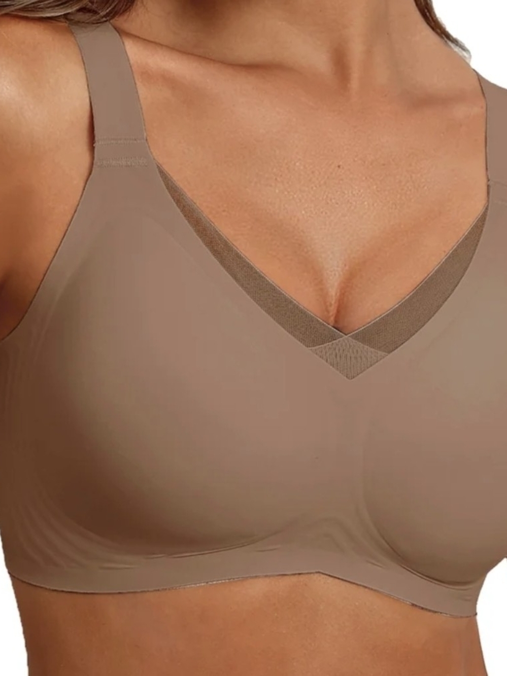 Seamless V-Neck Wireless Bra in Taupe Medium